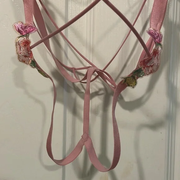 Victoria's Secret Pink Dusty Rose Floral Embroidered Strappy Teddy Lingerie - Picture 5 of 10